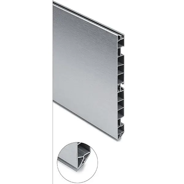 Zócalo PVC color aluminio 240 cm