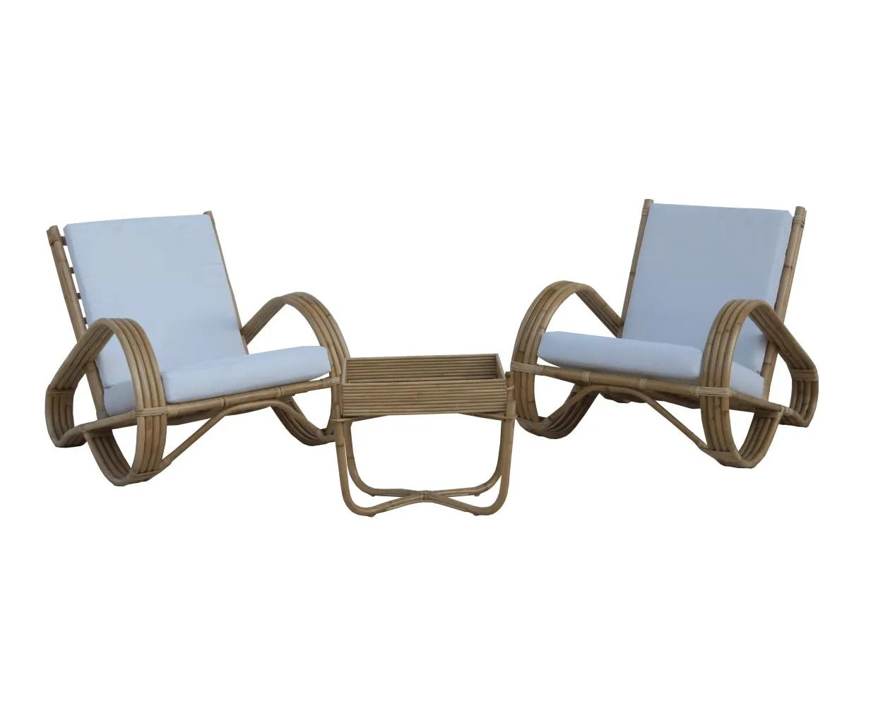 Conjunto de butacas sillones en ratán natural y mesa de centro para jardín