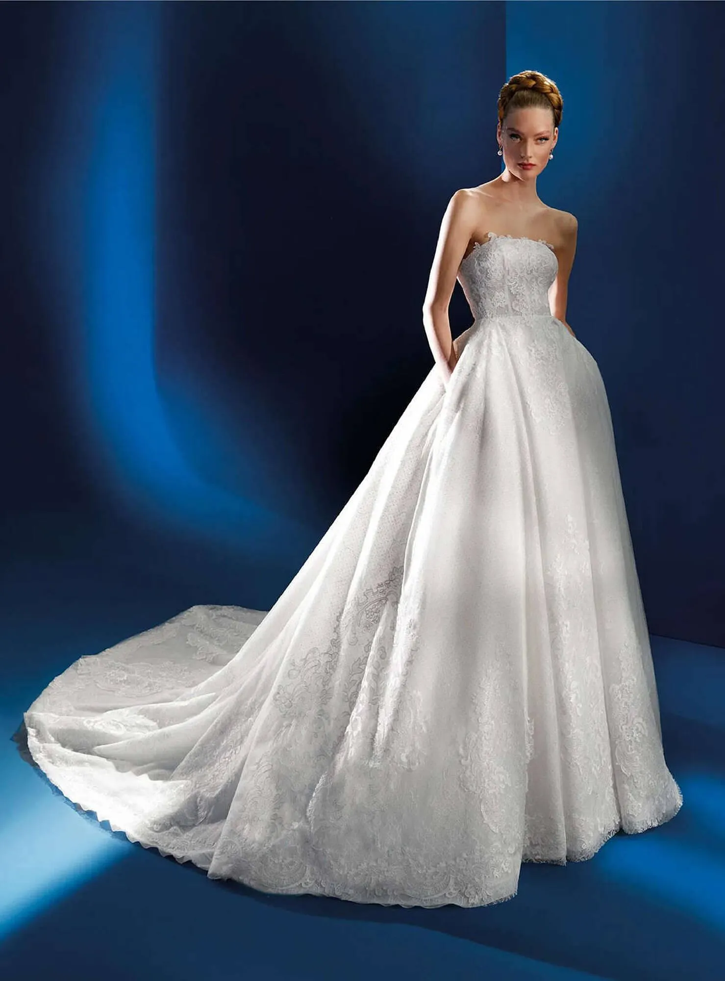 Catálogo de Folleto Pronovias 20 de abril al 5 de abril 2024 - Página 12