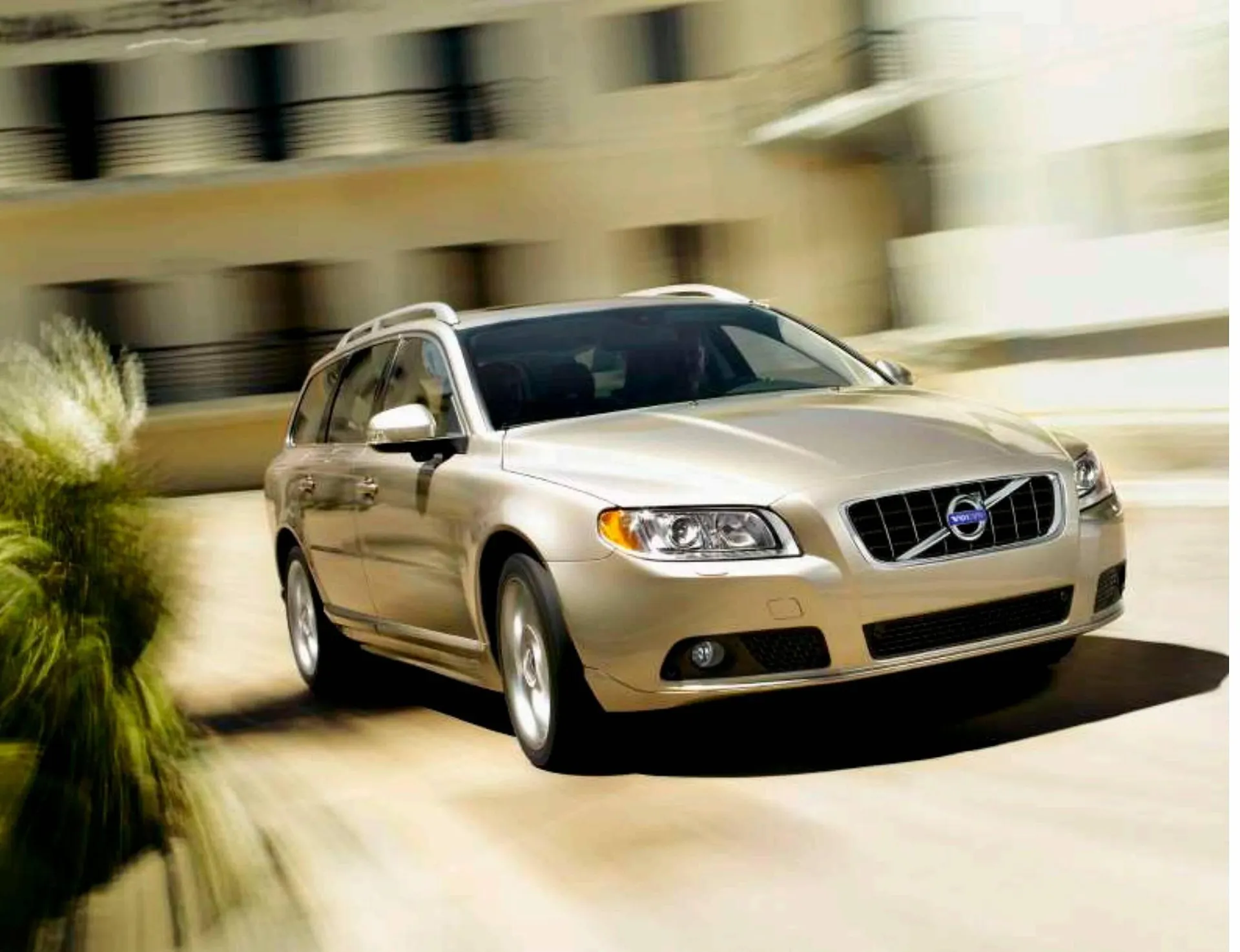 Catálogo de Folleto Volvo 18 de mayo al 31 de diciembre 2023 - Página 2