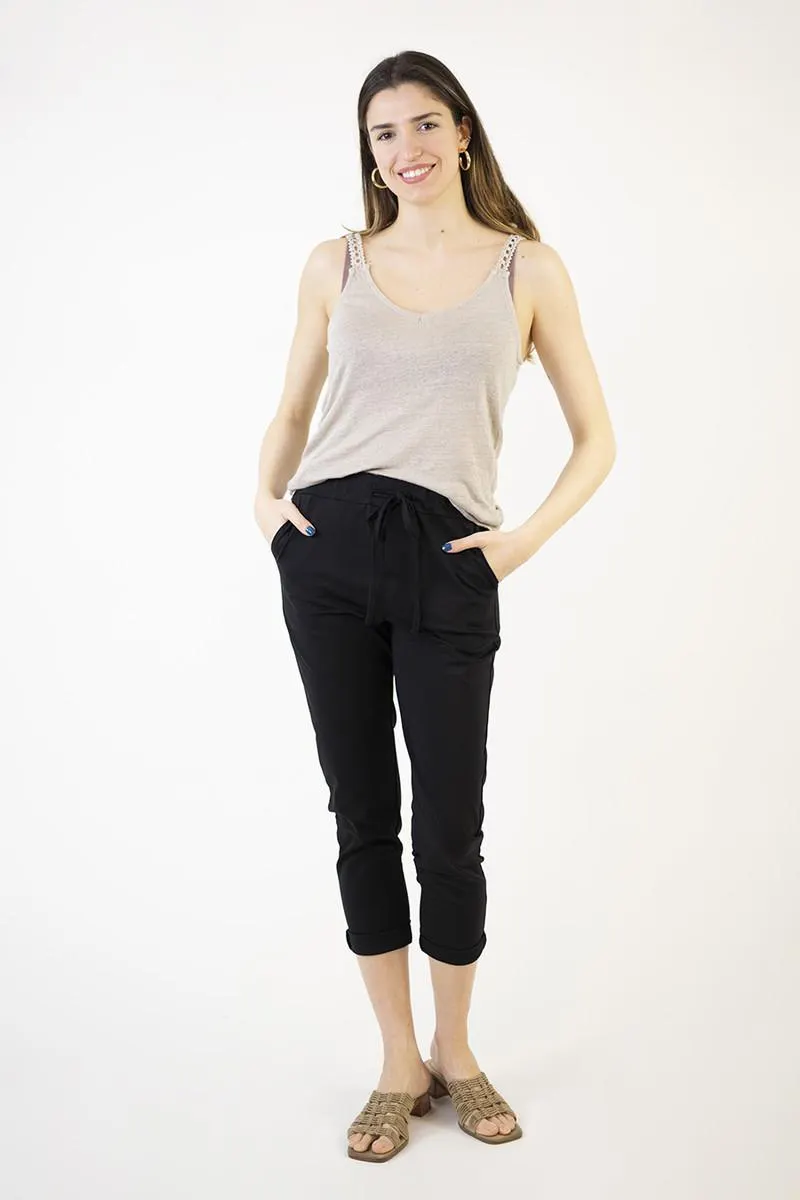 Pantalón slim cropped negro