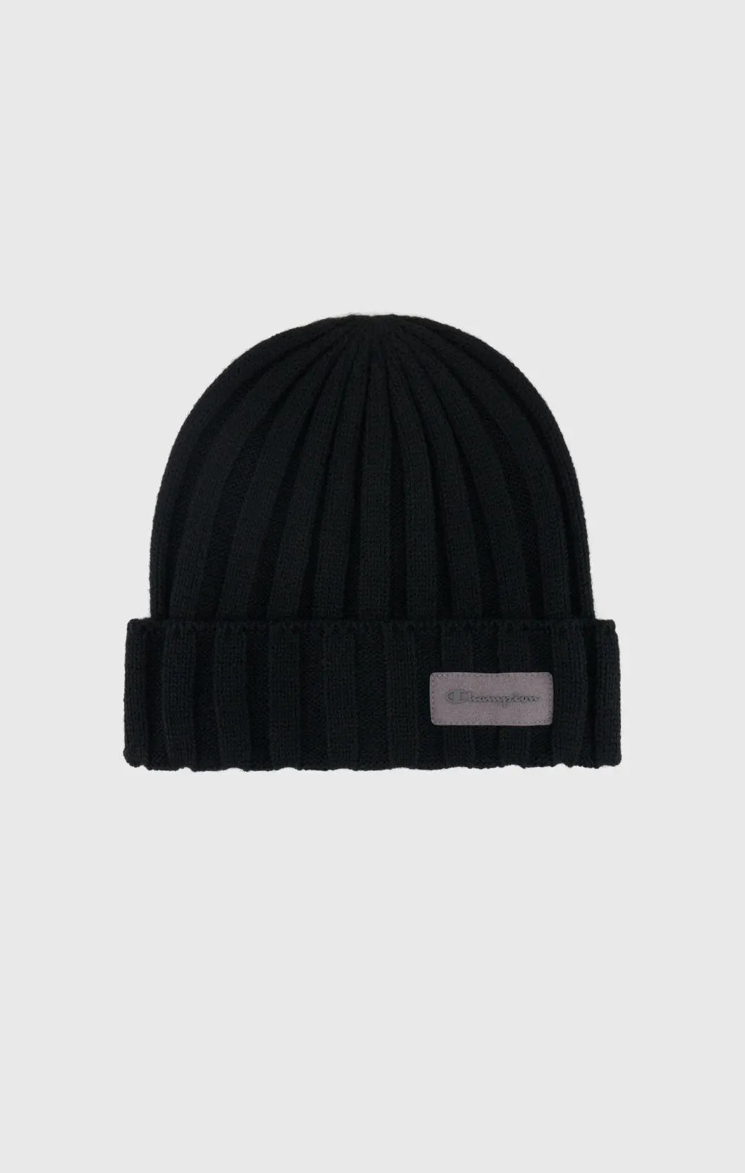 Gorro con etiqueta a juego