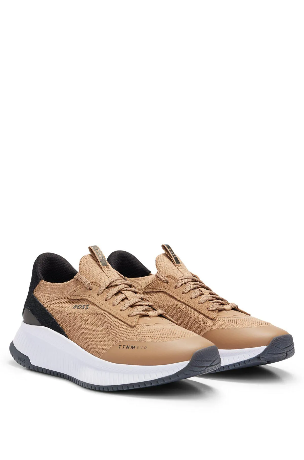 Deportivas tipo calcetín con empeine de punto y suela con dibujo de espiga