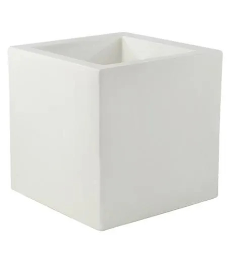 Jardinera cuadrada de resina, By Vondom 60x60x60