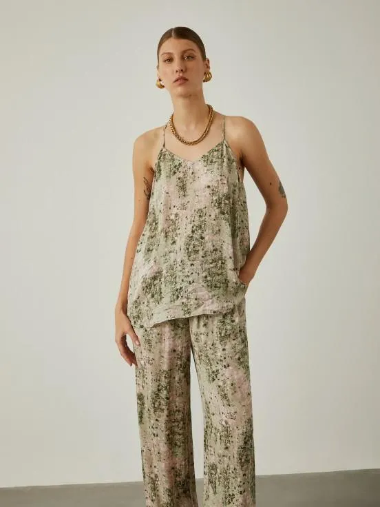 Camiseta de tirantes fluida con motivo abstracto