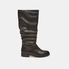 Botas altas de mujer arrugadas efecto piel