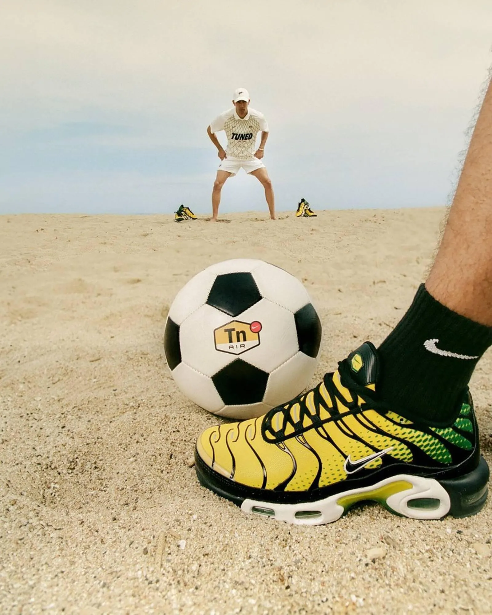 Catálogo de Folleto Foot Locker 3 de mayo al 16 de mayo 2025 - Página 3