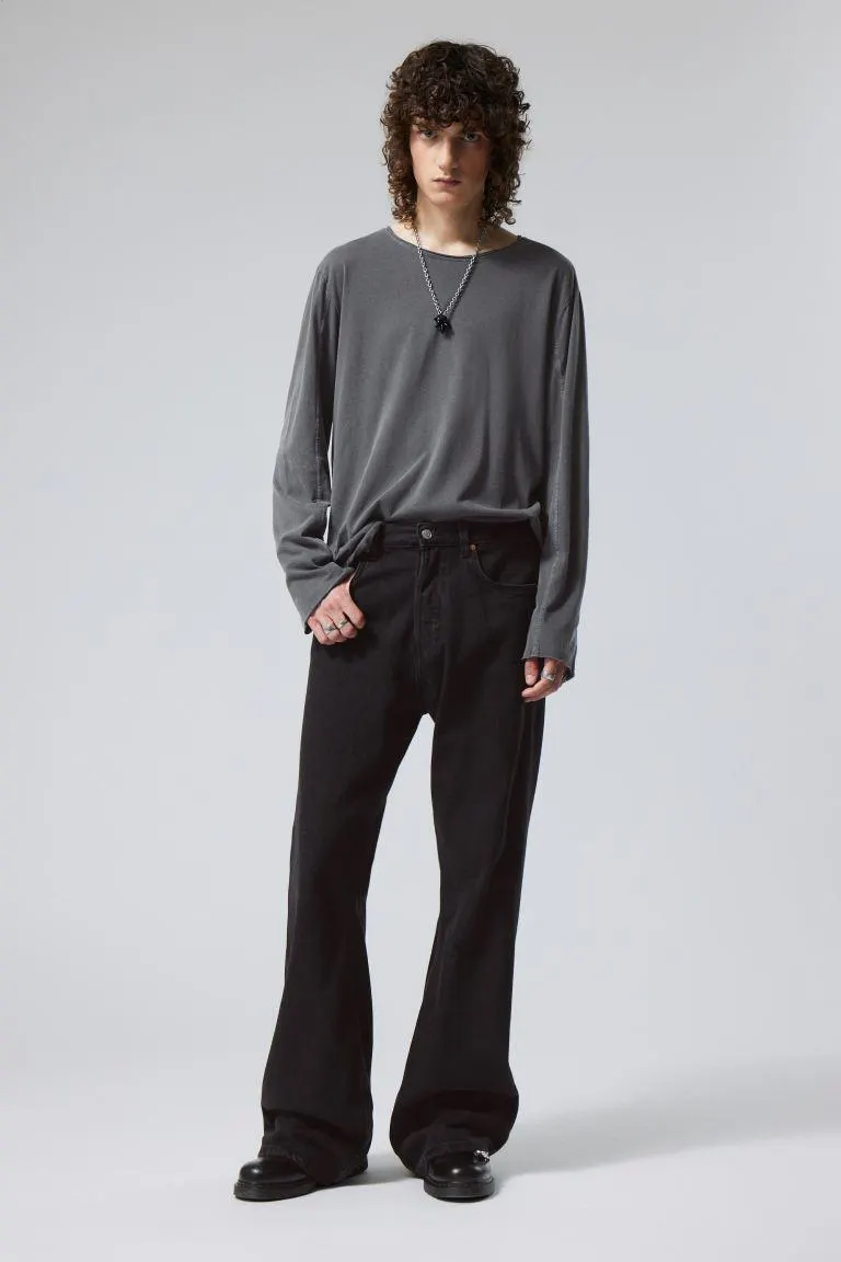 Väljät levenevät farkut Time