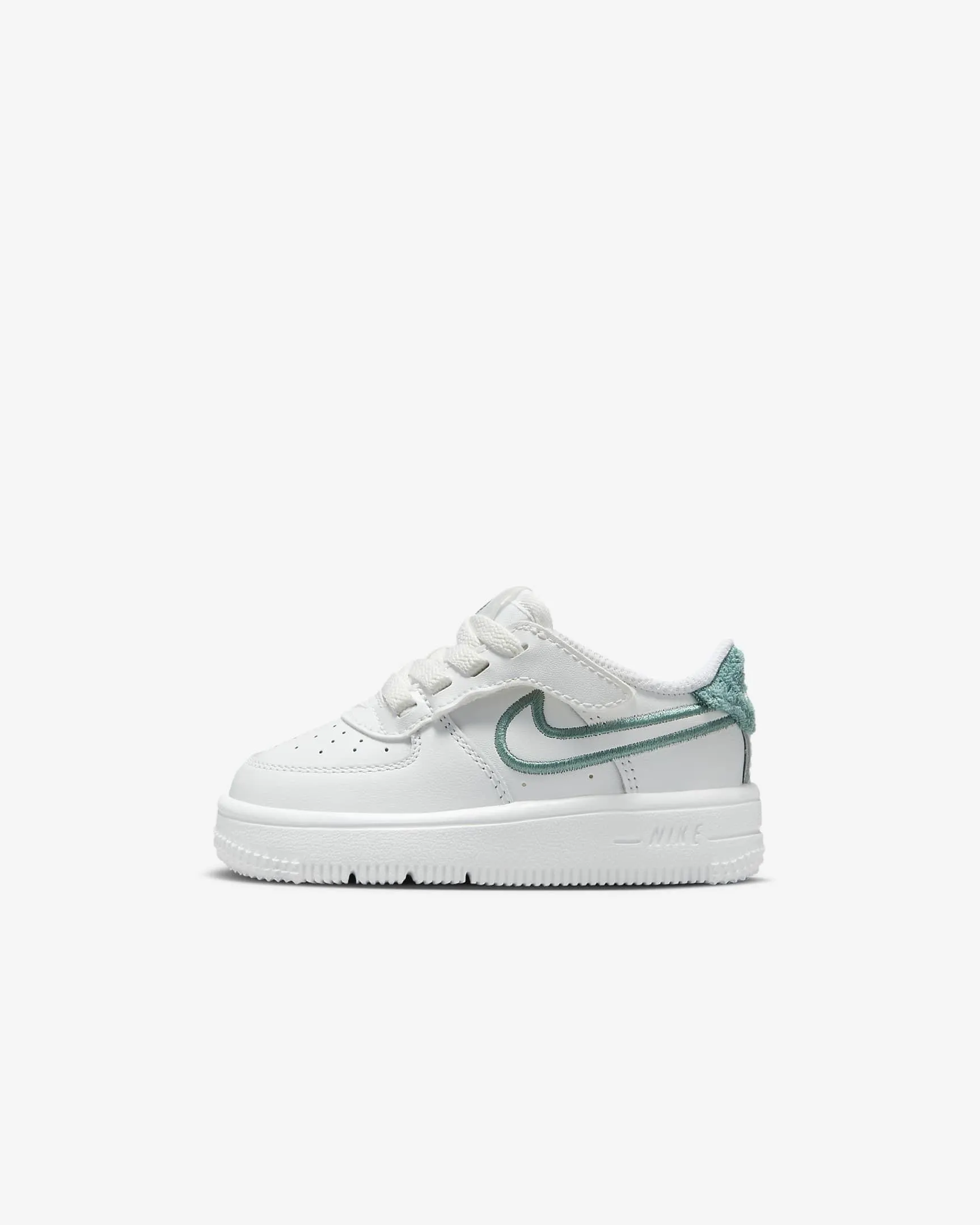 Nike Force 1 Low LV8 EasyOn