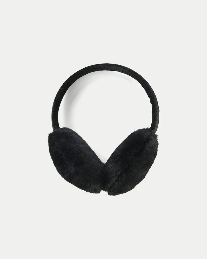 Korvanlämmittimet tekoturkista