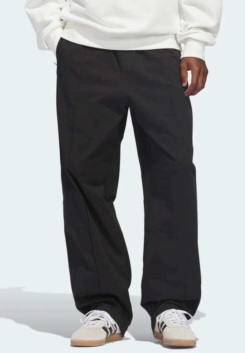 PINTUCK - Verryttelyhousut - black/black