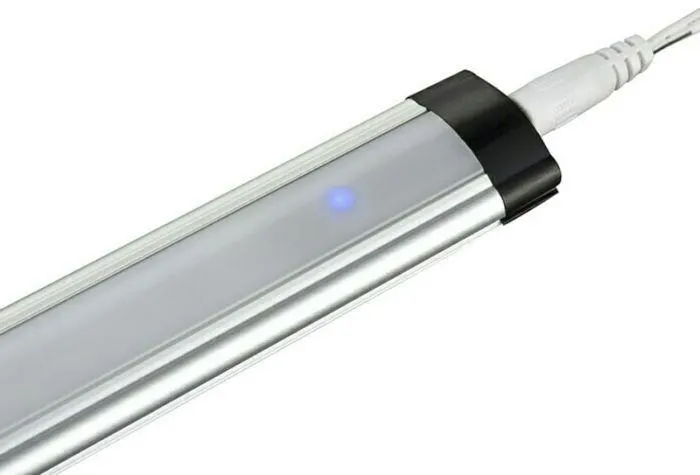 Listavalaisin LED Touch