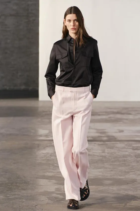 POCHI PEZZI / DAL 23.03 AL 05.07