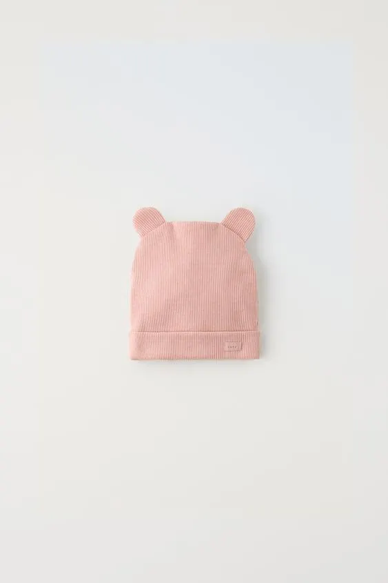 RIBBED ANIMAL EAR BEANIE