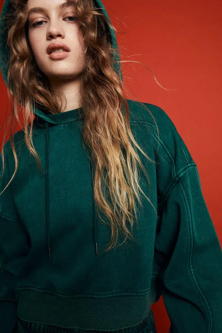 Pestynnäköinen oversize-huppari