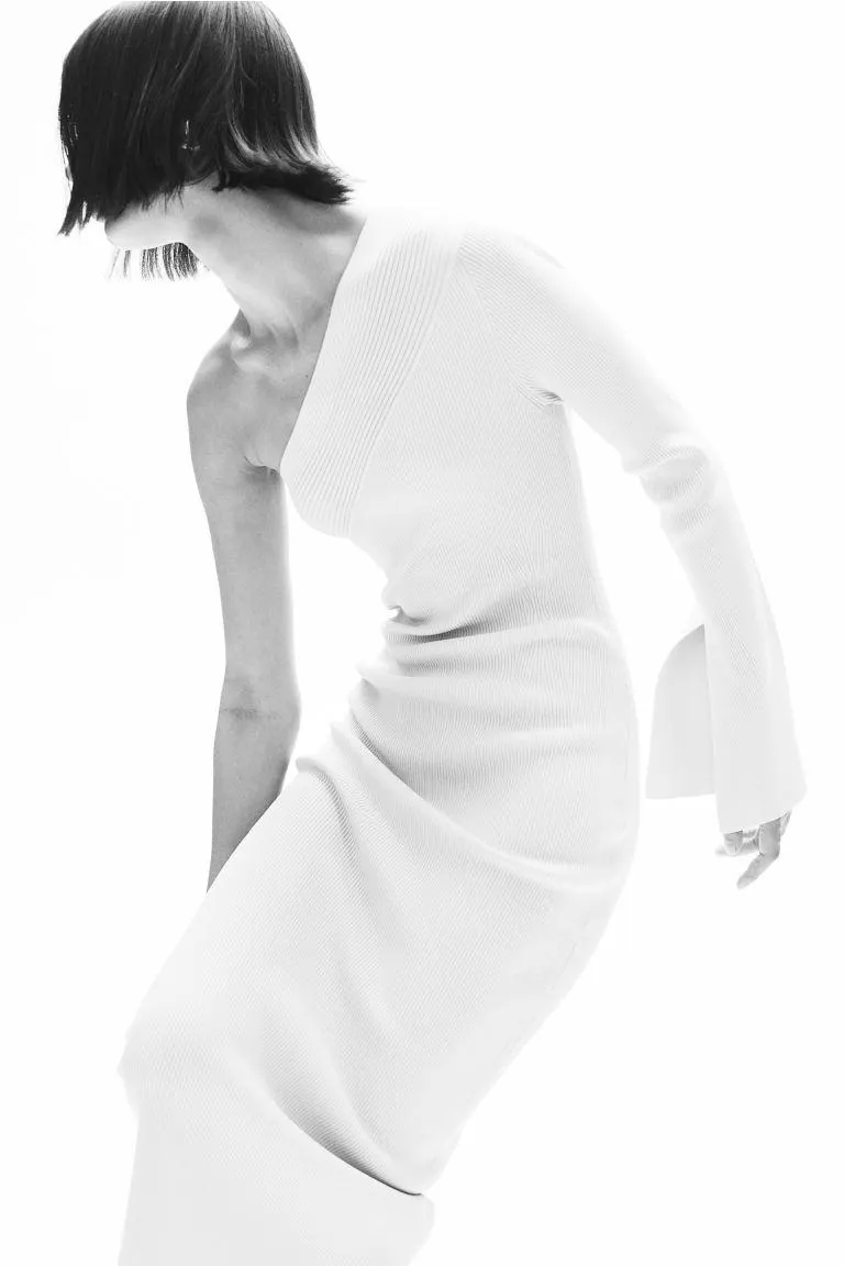 One shoulder -ribbineulemekko