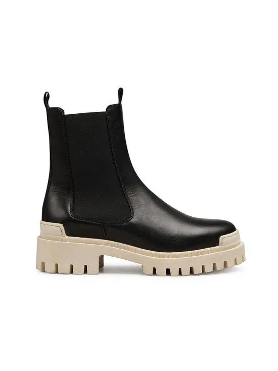 Malou Chelsea -nahkanilkkurit