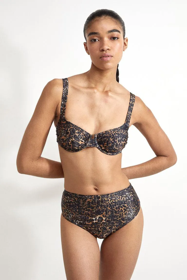 Korkea Vyötäräinen Bikinilyhyt