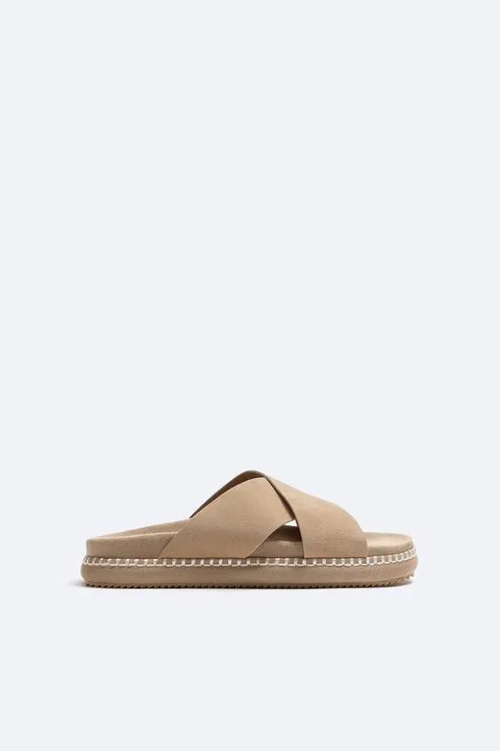 SPLIT LEATHER SLIDERS WITH SEAMS