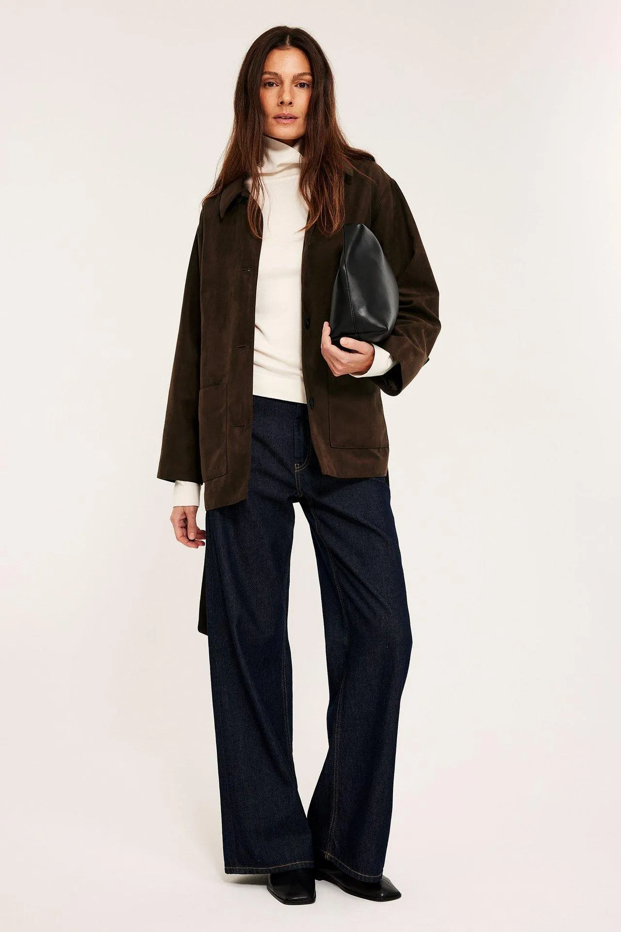 Mokkanahkajäljitelmää oleva takki