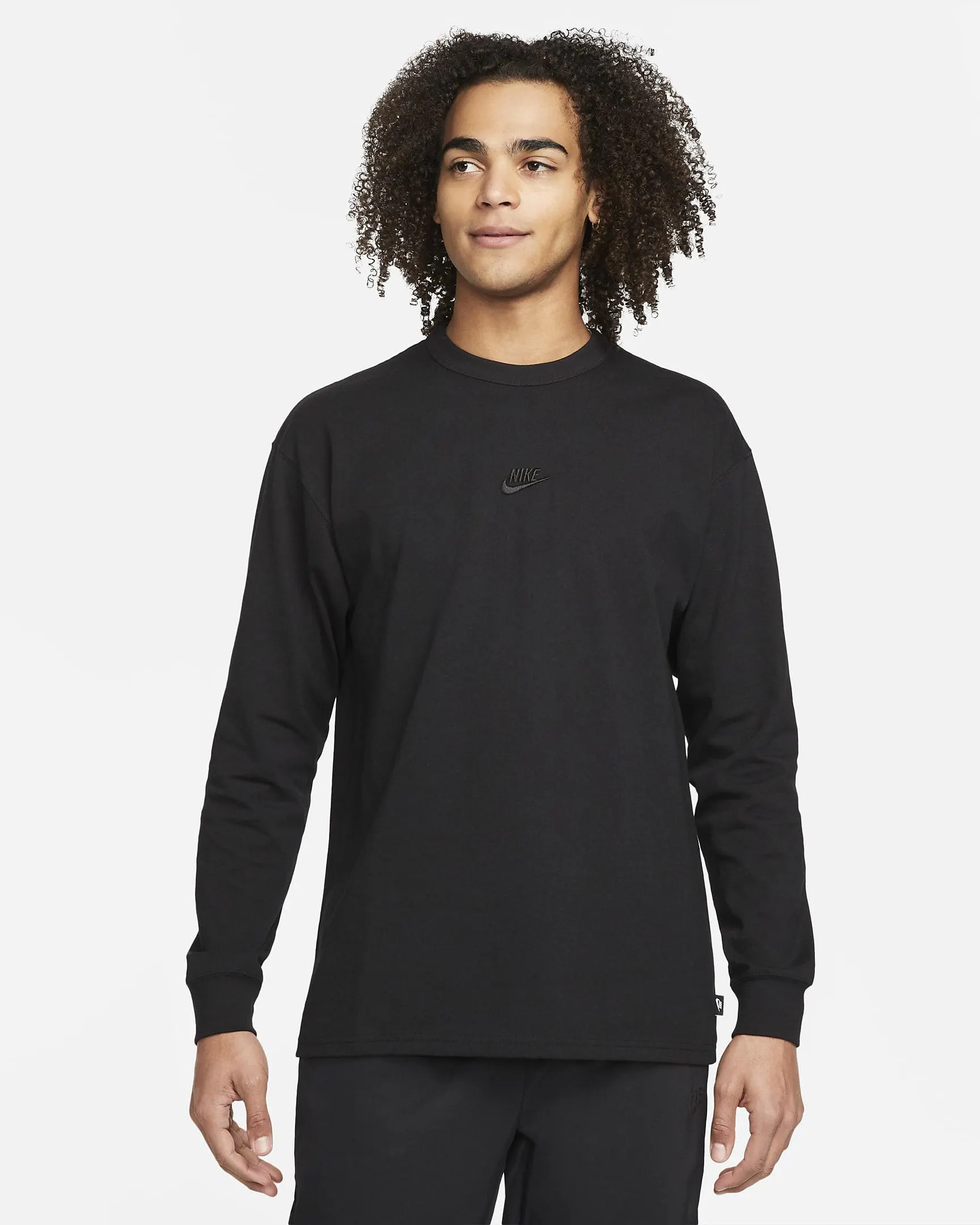 Nike Sportswear Premium Essentials