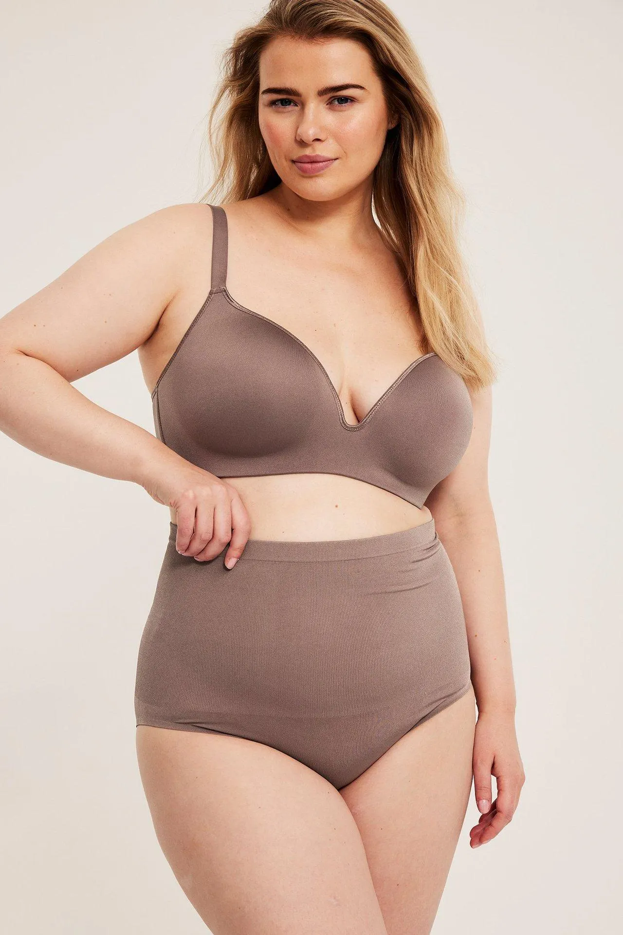 Saumattomat alushousut