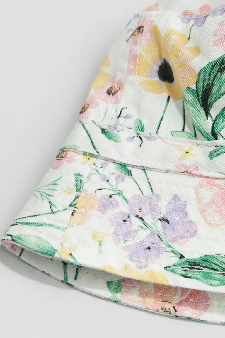 Painokuvioinen tvillikalastajanhattu