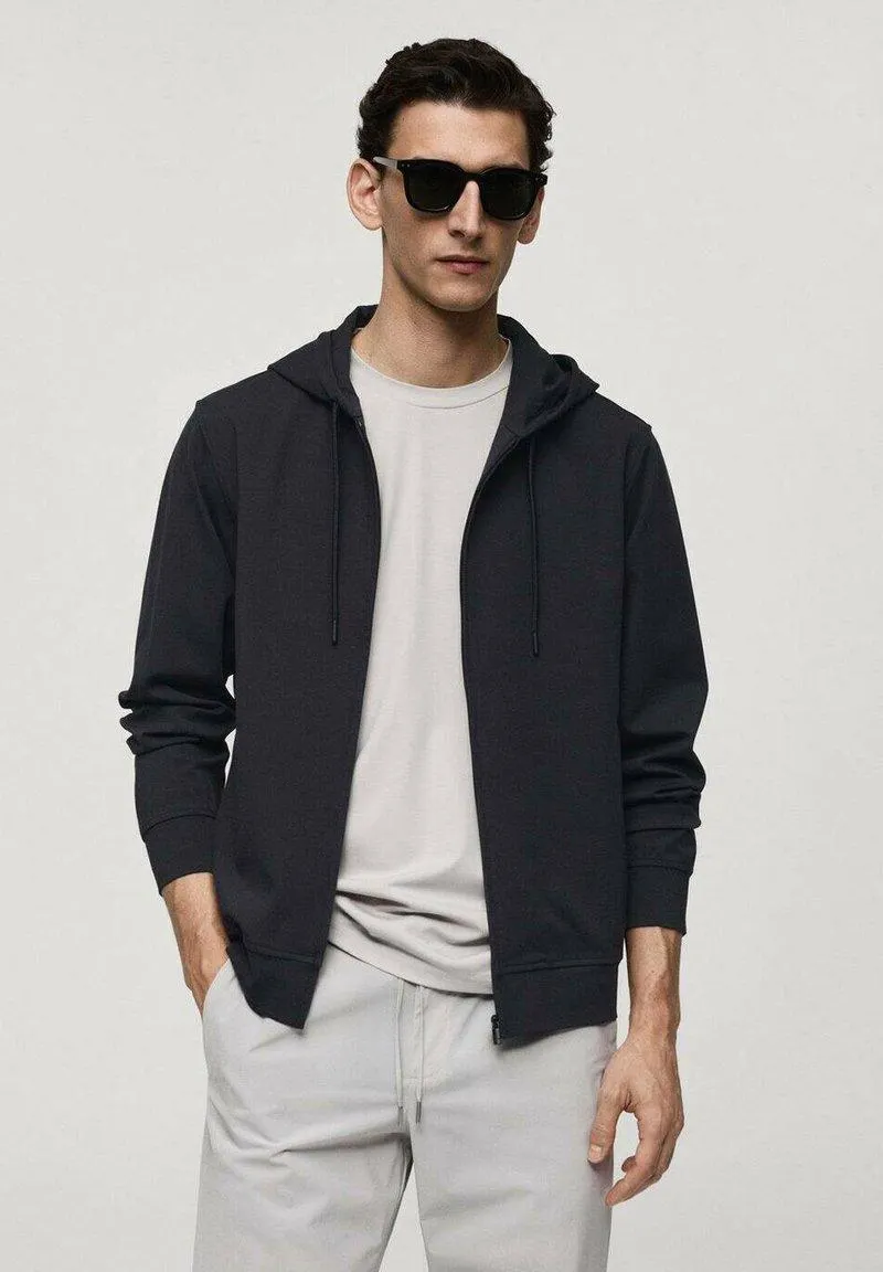 Vetoketjullinen college