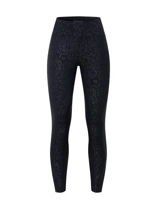 Leo Emboss -treenitrikoot