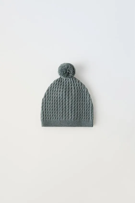 CABLE-KNIT BEANIE