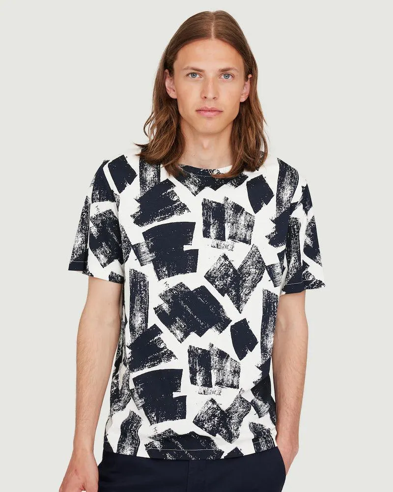 T-paita, jossa kuviointi