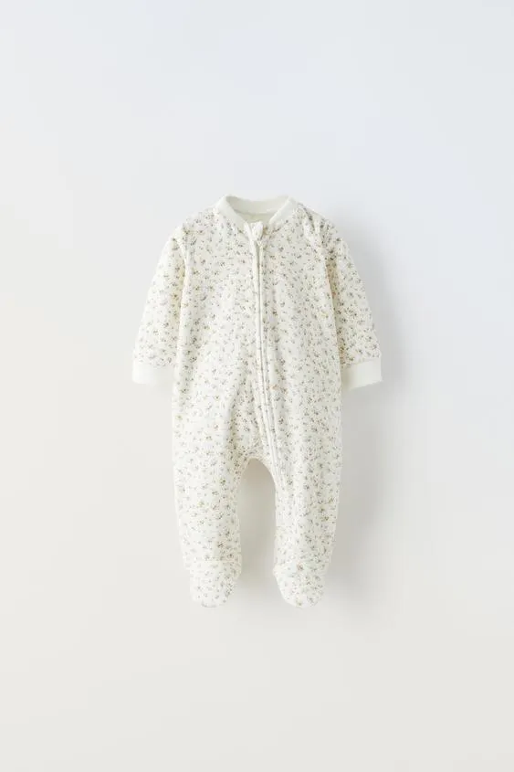 0-24 MONTHS/ VELOUR SLEEPSUIT WITH FLOWERS