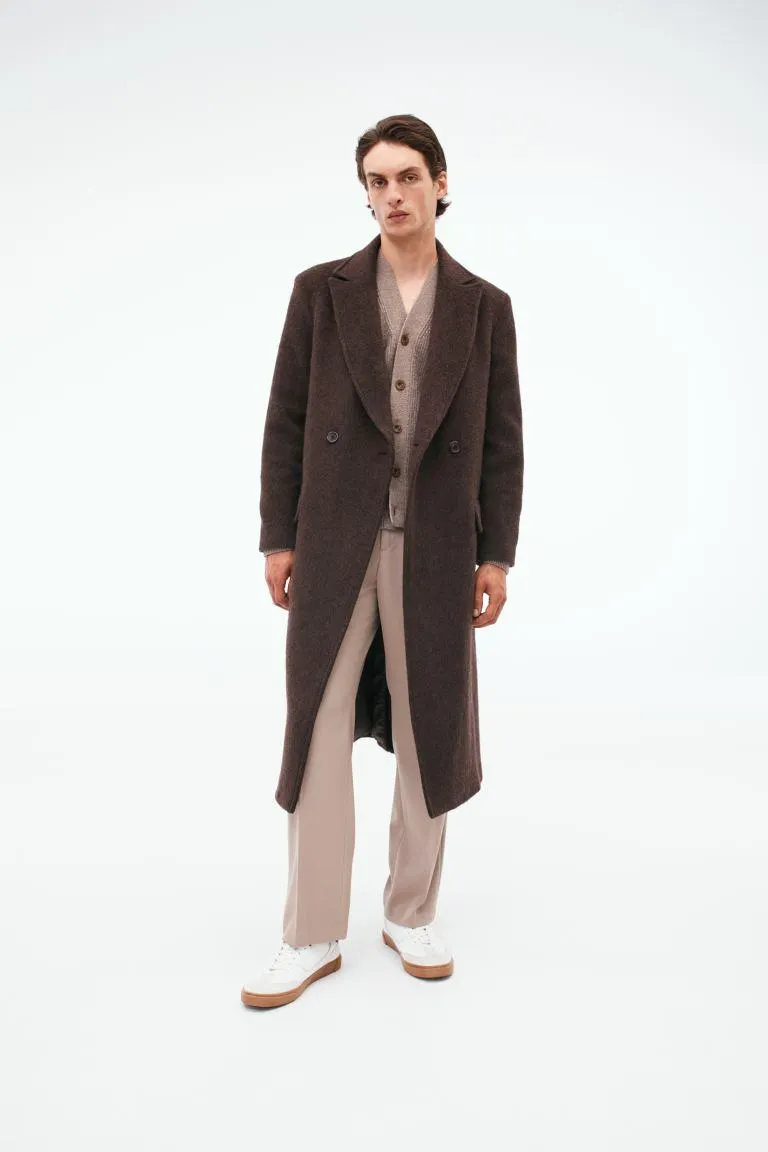 Kaksirivinen villasekoitetakki