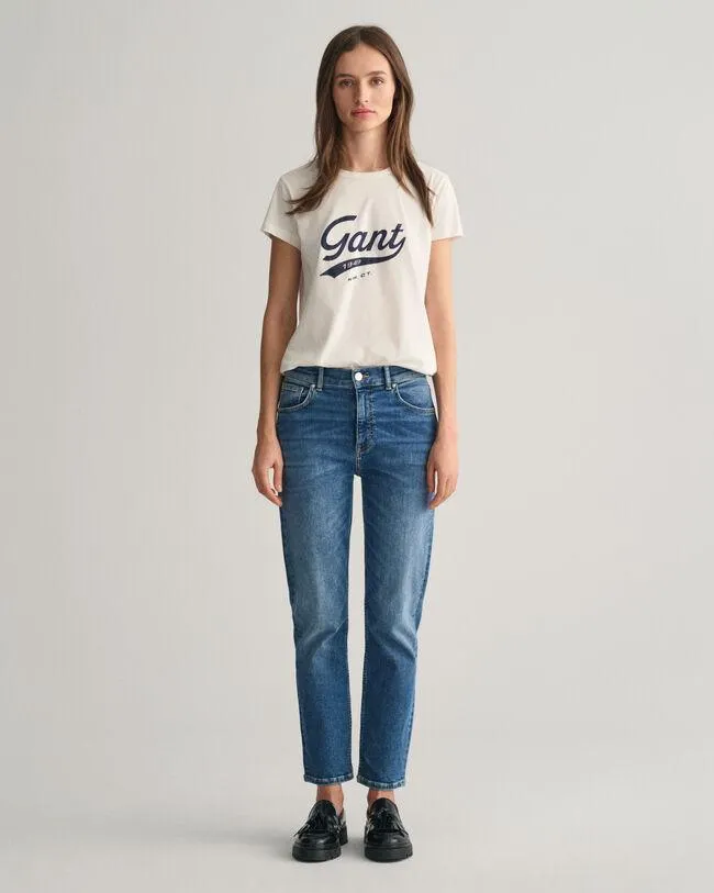 Slim fit ‑mitoitetut nilkkapituiset farkut