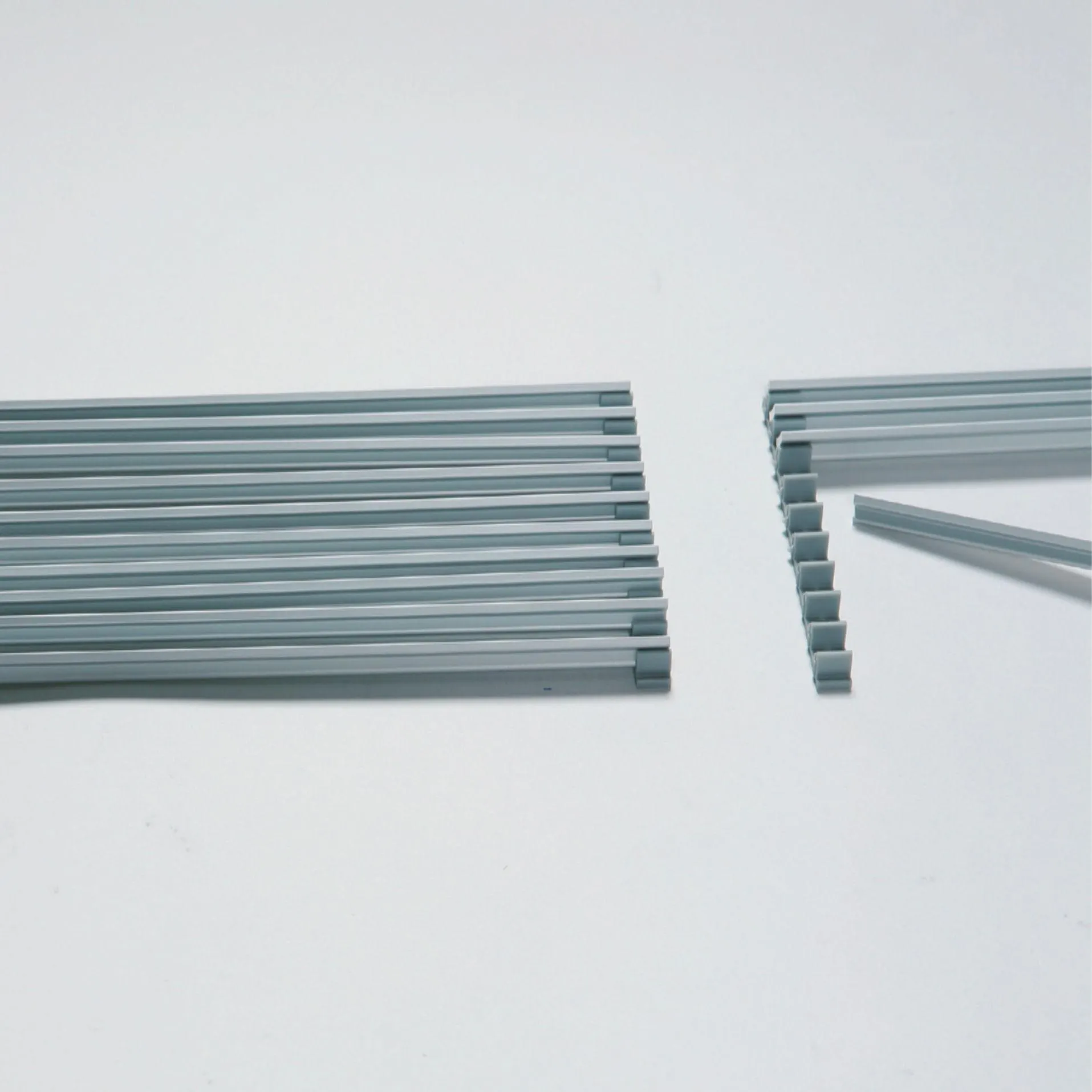 Tuuletusritilä 100x596 mm säädettävä