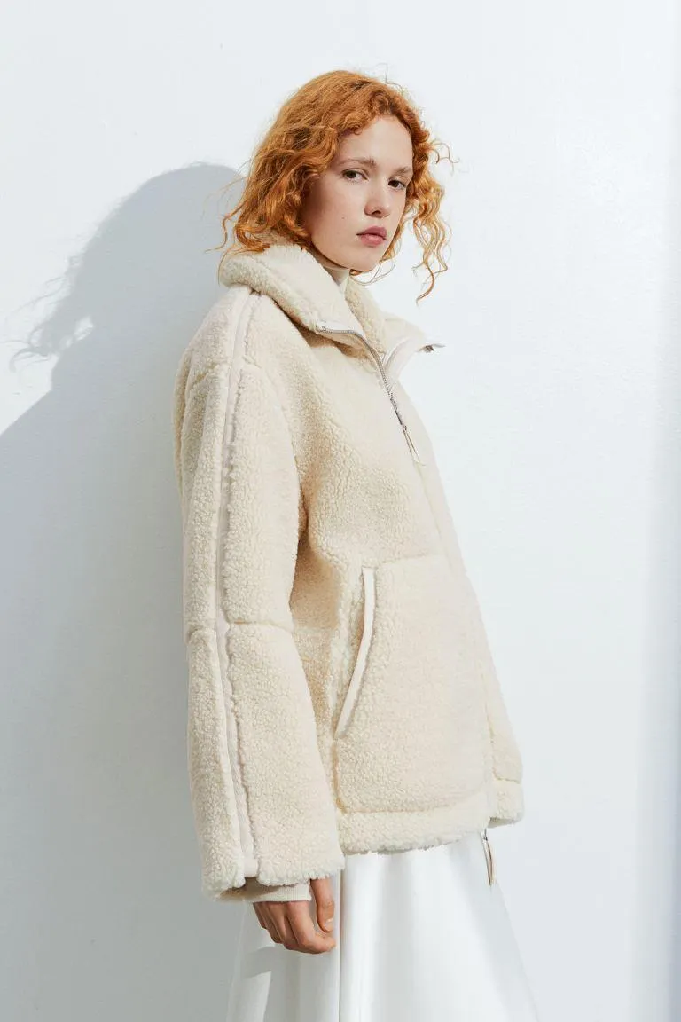 Vetoketjullinen teddytakki