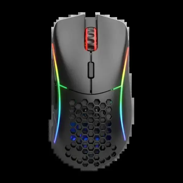 Kevyt ja suorituskykyinen langaton pelihiiri nopeatempoisiin pelitilanteisiin