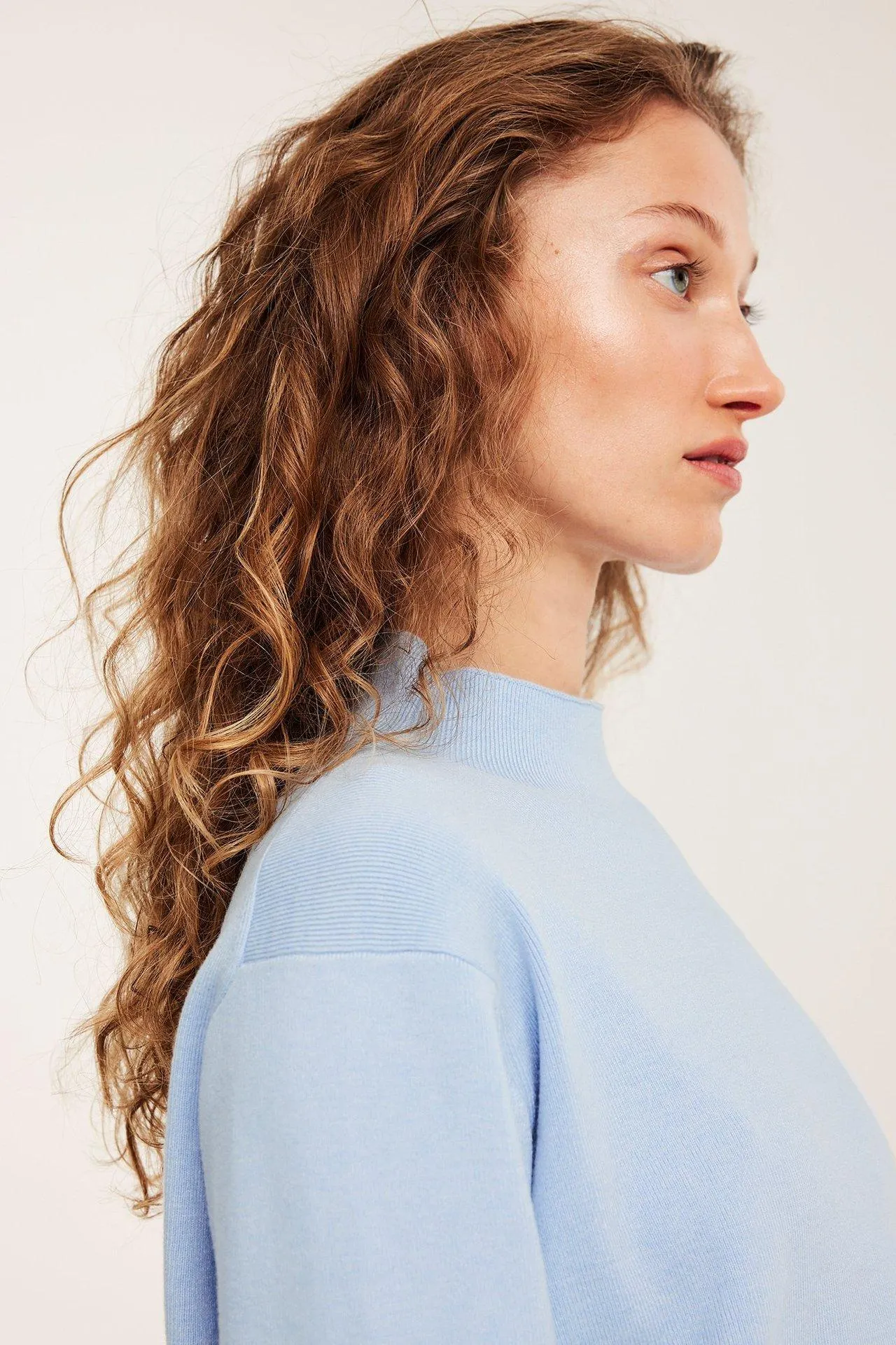 Neulepusero, jossa kaulus