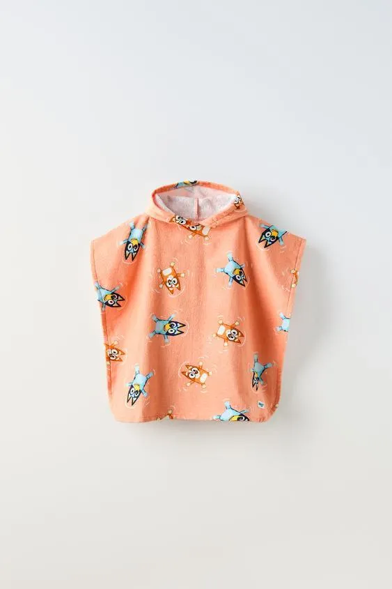 BLUEY © LUDO STUDIO PONCHO TOWEL