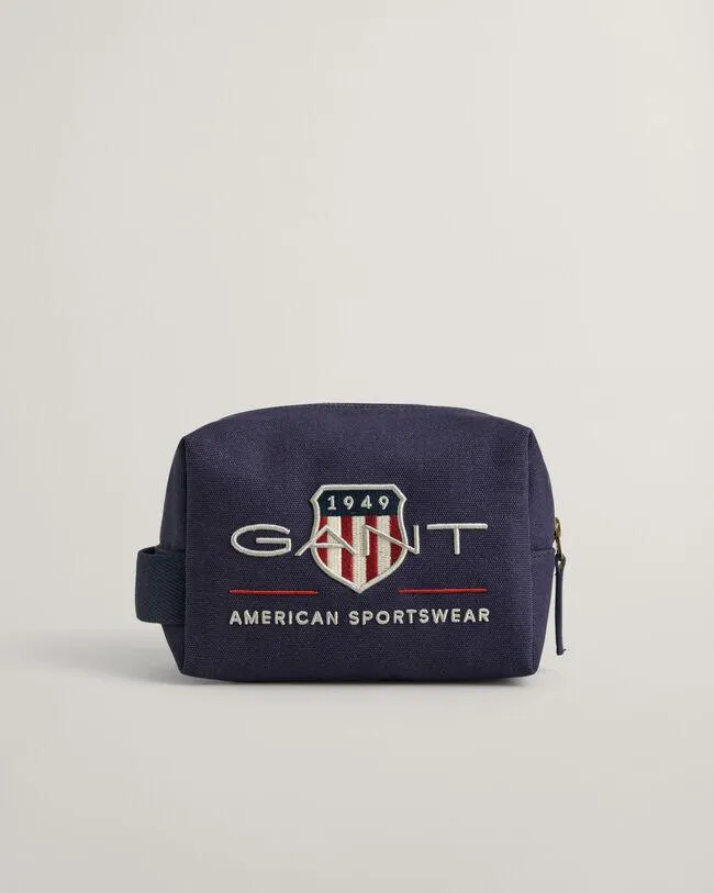 Leveys 20,5 cm, syvyys 10 cm, korkeus 13 cm