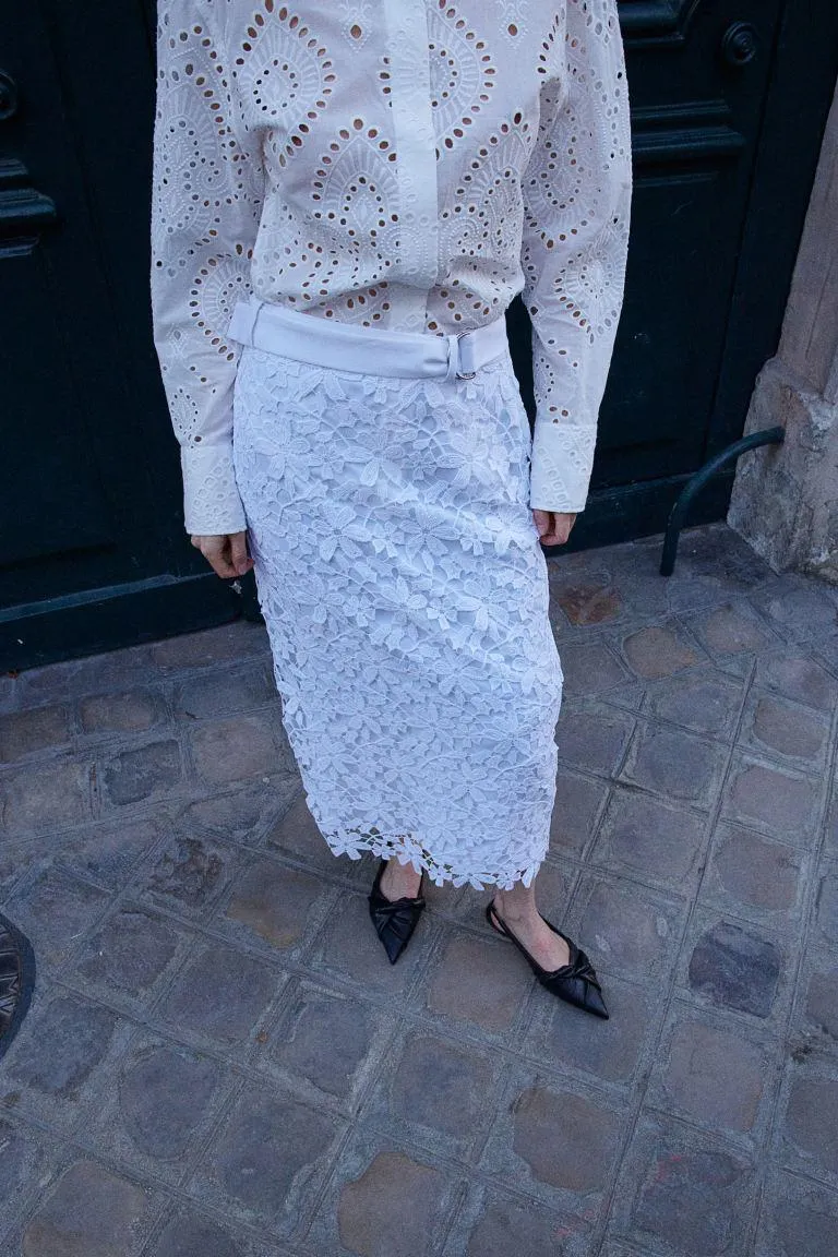 Lace pencil skirt