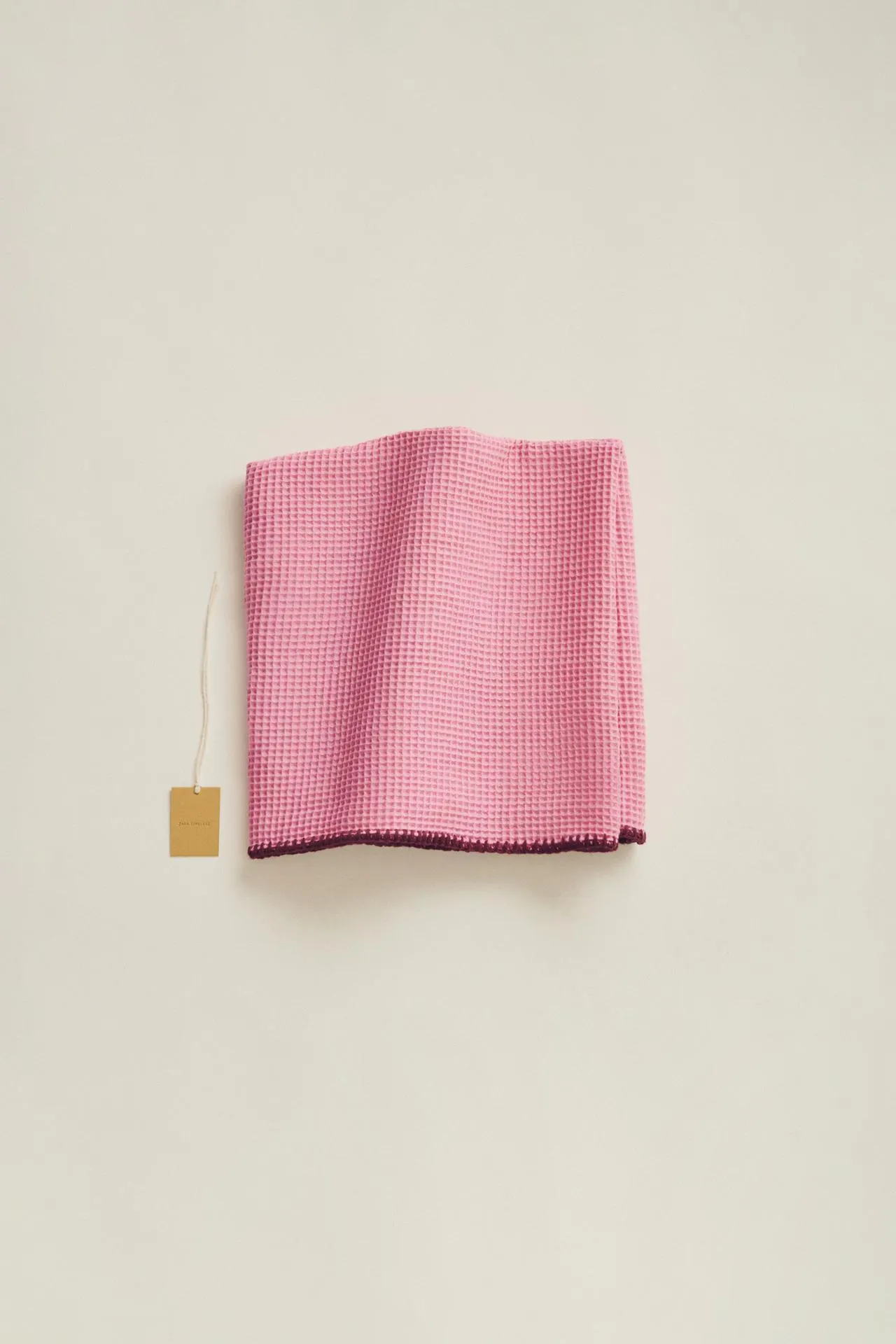 TIMELESZ – WAFFLE-TEXTURE TOWEL