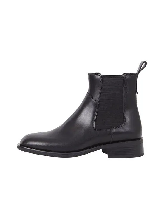 Sheila-nahkanilkkurit