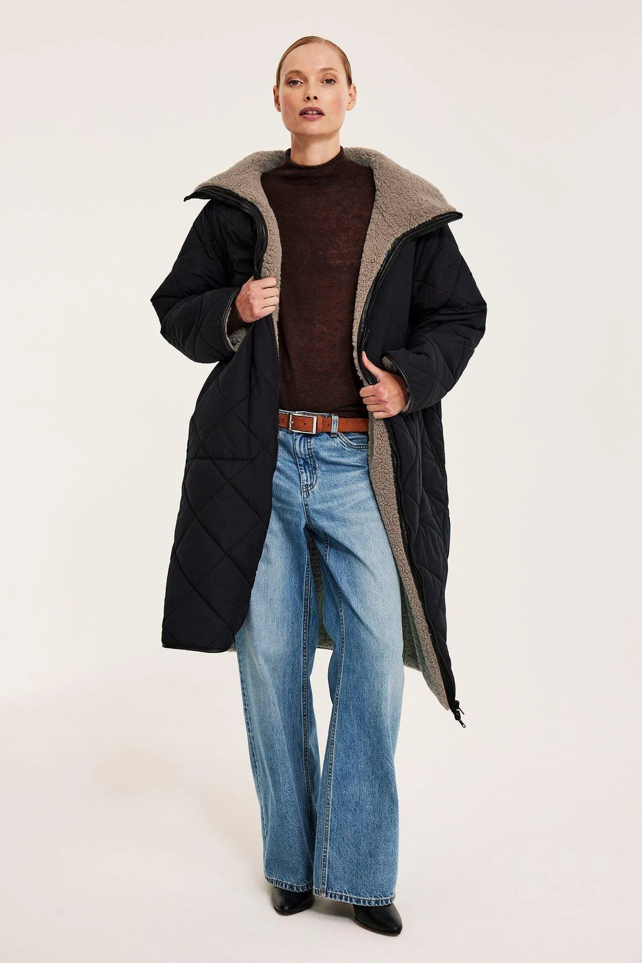 Käännettävä pileetakki