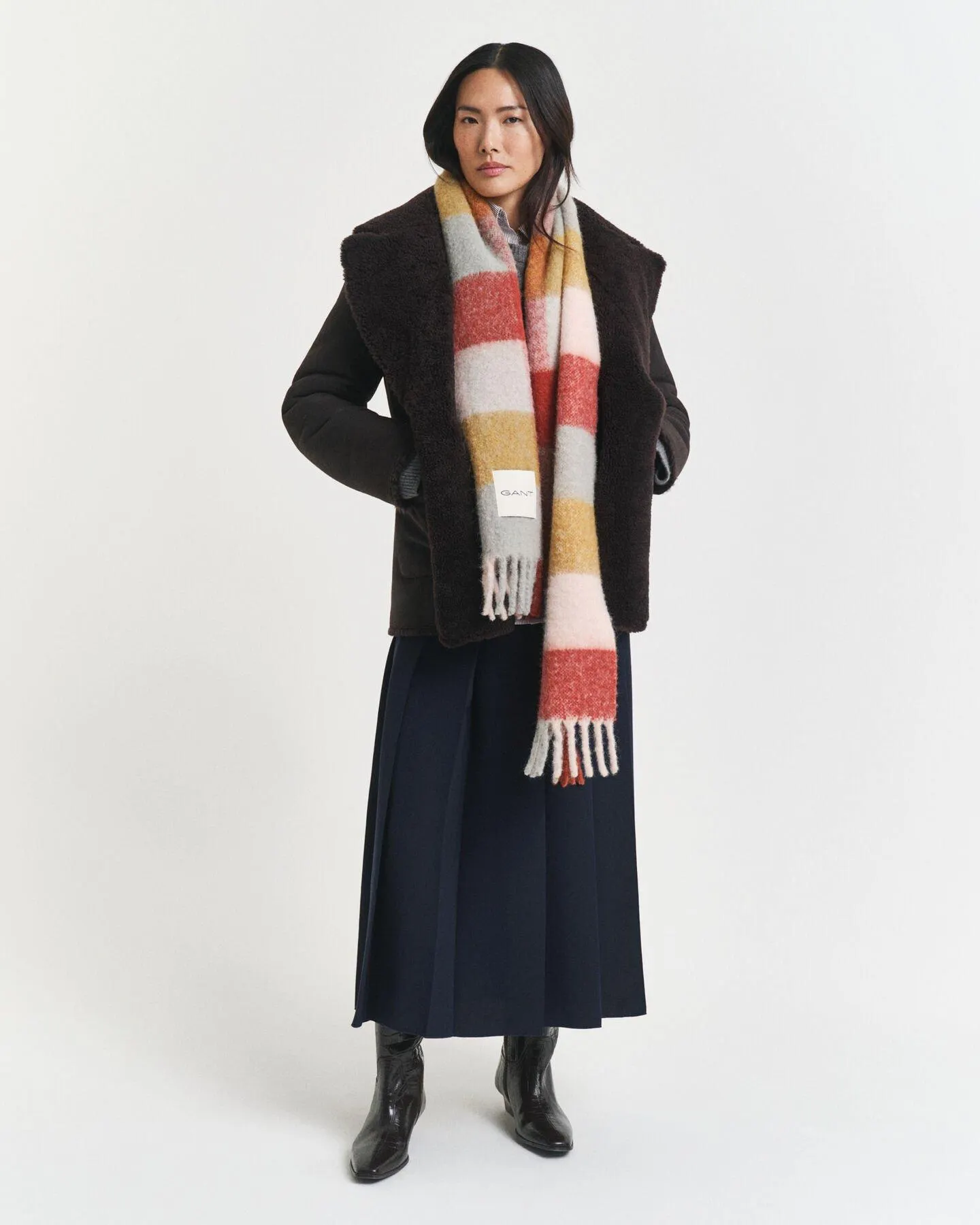 Alpakkavillasekoitteinen ruutuhuivi