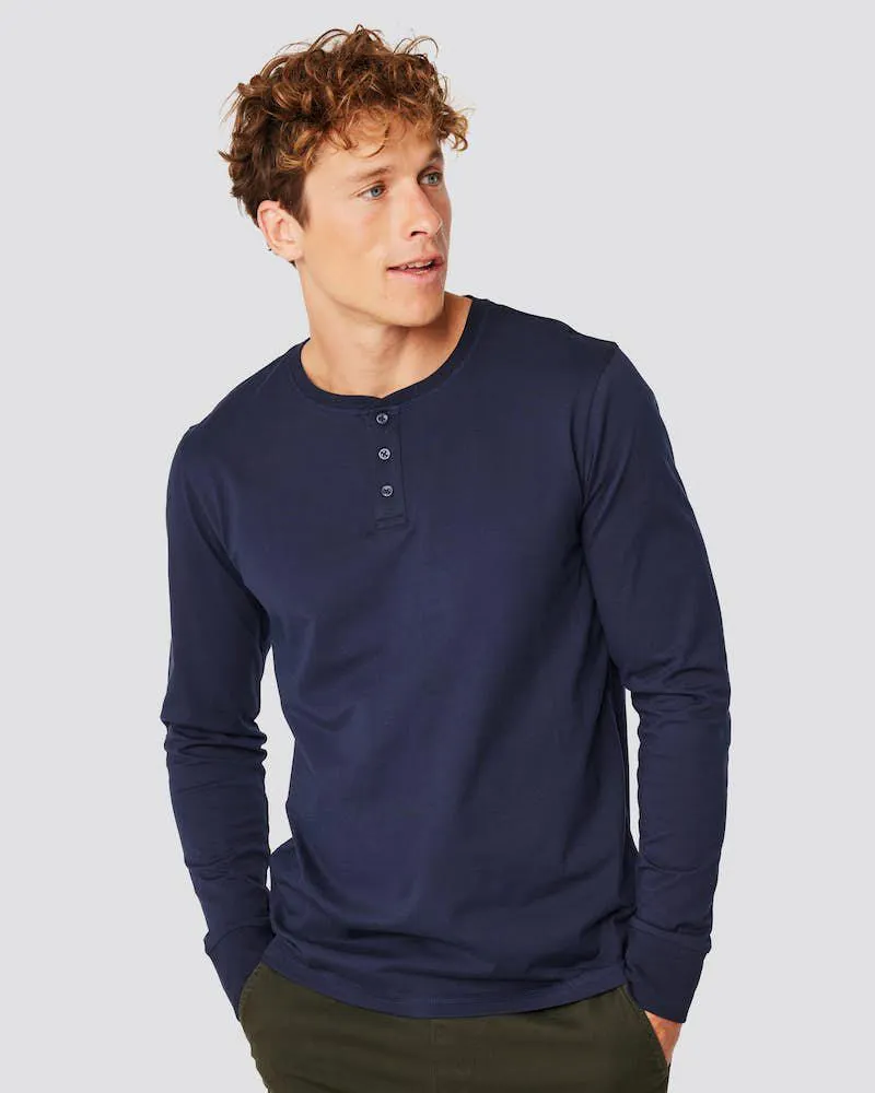 Pitkähihainen t-paita napeilla