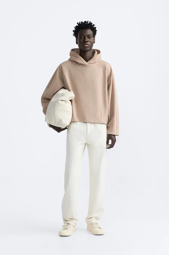 CROPPED FIT SWEATSHIRT