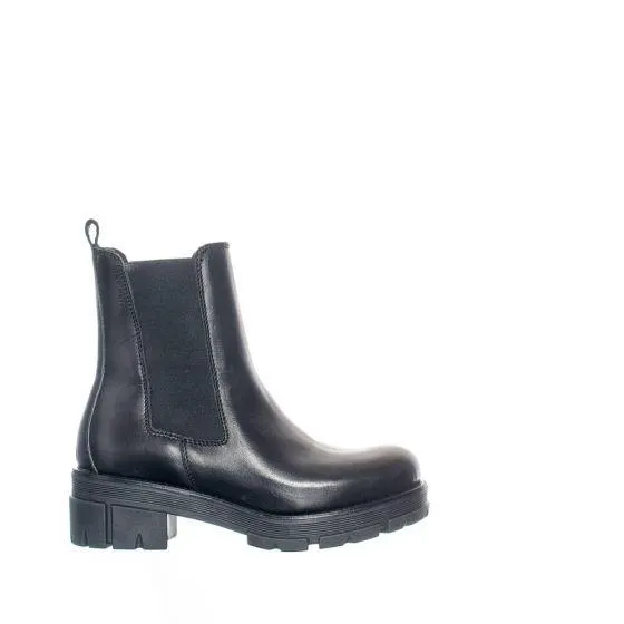 Toimituskulut yli 100 €:n ostoksessa Smartpostiin 0 €