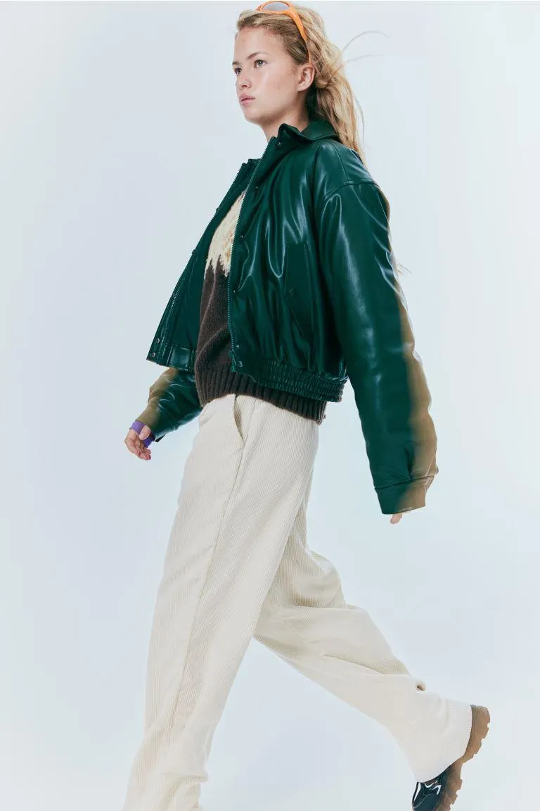 Väljät vakosamettihousut