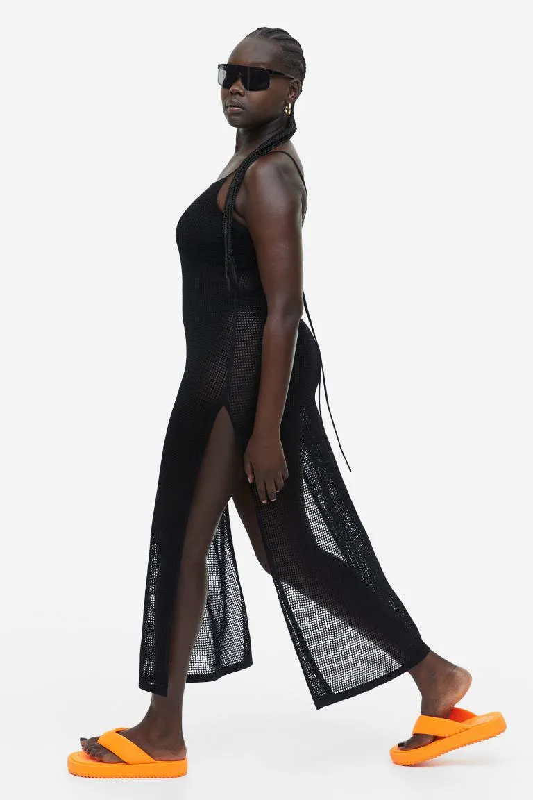 Virkatun näköinen rantamekko